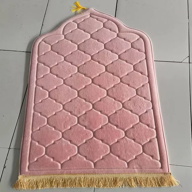 Tapis de Prière Enfant en Forme de Minaret – Éducatif, Confortable et Ludique