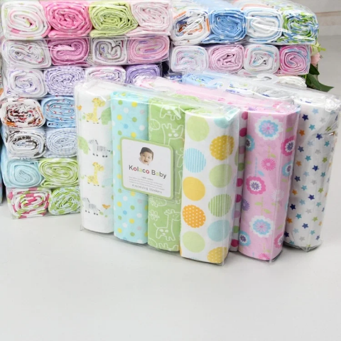 Lot de 4 langes bébé en coton doux – Multi-usages (essuie, couverture, doudou)
